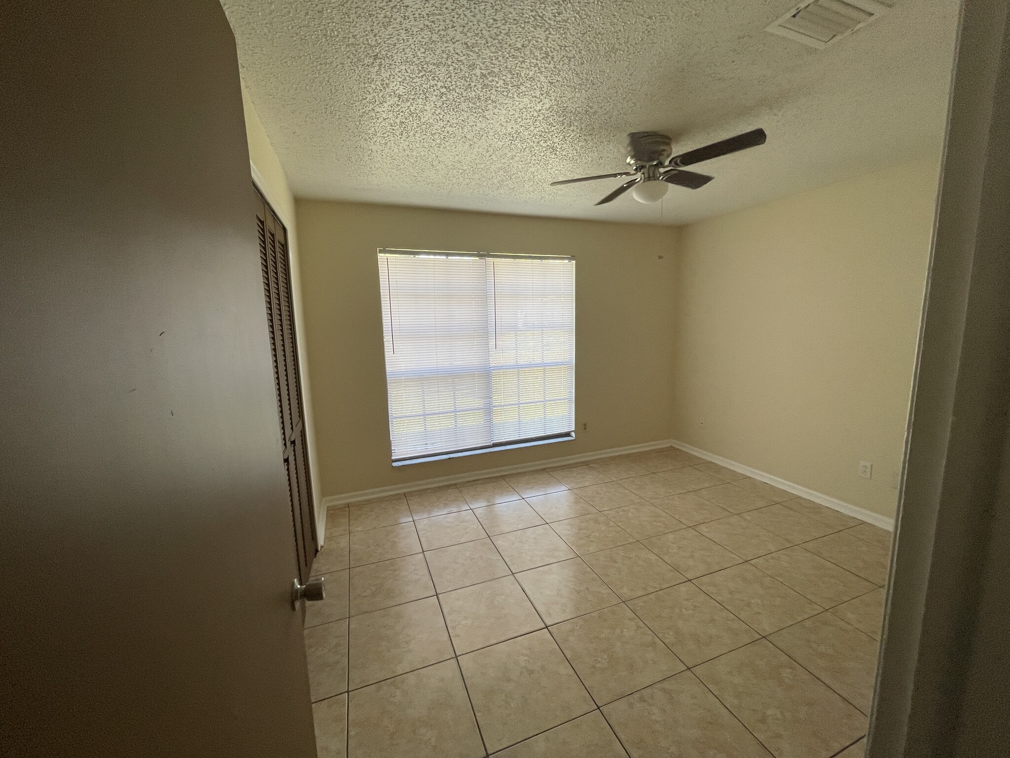 Building Photo - 2679 Aberdeen Ct