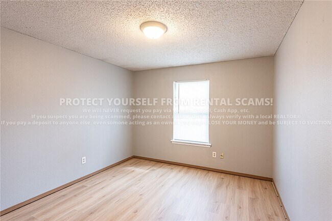 Building Photo - 1684 N Dawn Dr