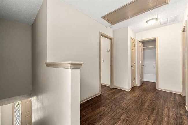 Building Photo - 435 Thistle Cove