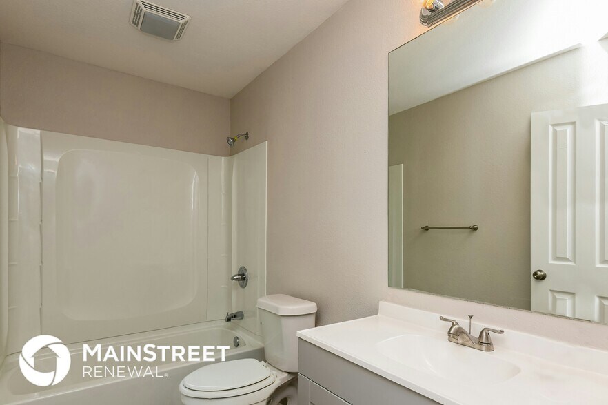 Building Photo - 208 Ridgeway Blvd