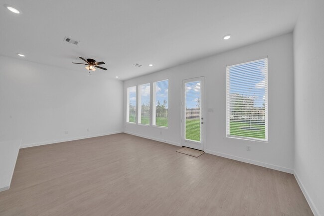 Building Photo - 12635 Blue Catfish Ln