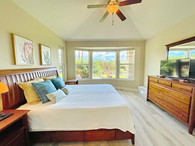 Building Photo - Luxury Island Living in Hokulani Golf Vill...