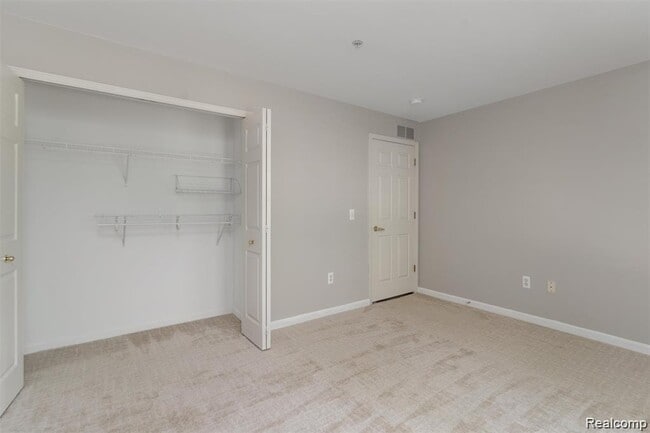 Building Photo - 28126 Carlton Way Dr