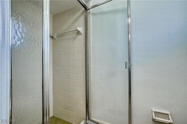 Building Photo - 5330 Nautilus Dr