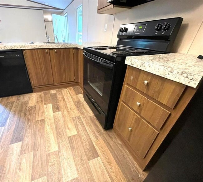 Building Photo - 25216 Twin Oaks Dr