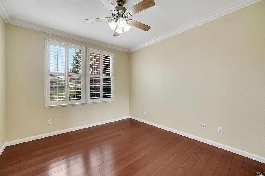 Building Photo - 332 Ring Neck St