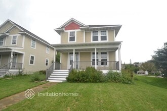 Building Photo - 13312 Tulip St NW