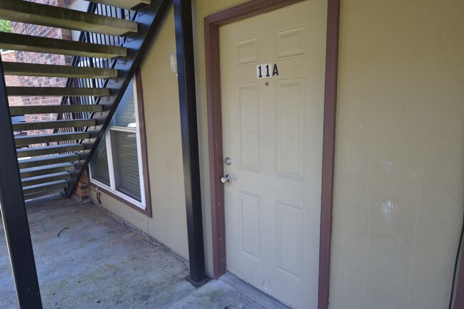 Primary Photo - 2 bedroom, 2 bath apartments in Sherwood F...