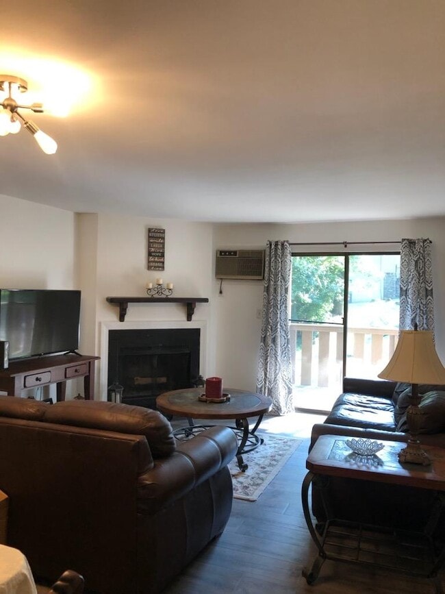 Primary Photo - 84 Granite Rd