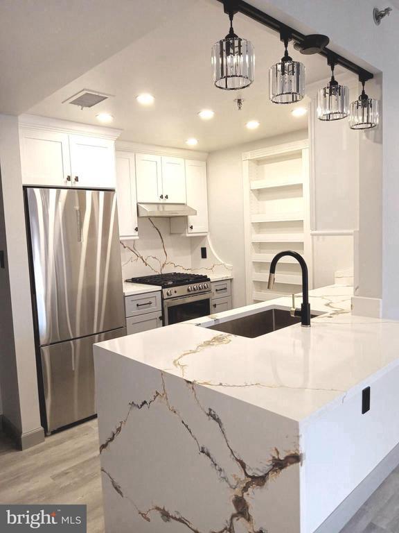 Building Photo - 4808 Moorland Ln