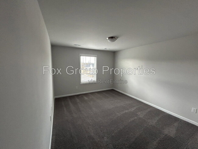Building Photo - 8236 McCormick St