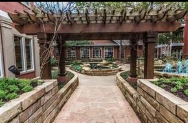 Building Photo - 1901 Post Oak Blvd