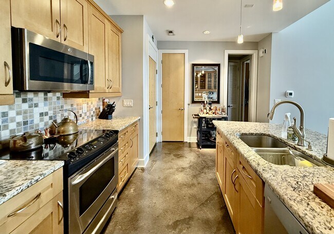 Building Photo - 2608 Erwin Rd