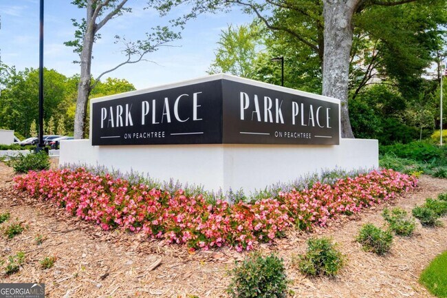 Building Photo - 2660 Peachtree Rd NW