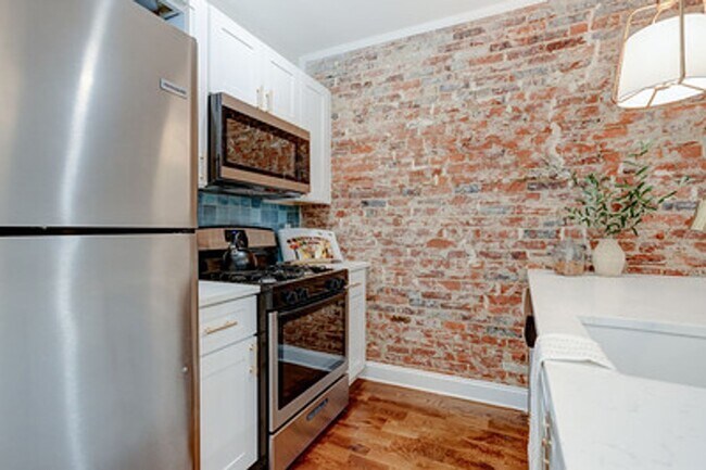 Building Photo - 513 Cobbs Creek Pkwy
