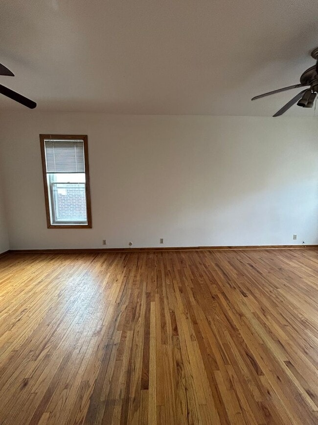 Building Photo - 1617 N Hudson Ave