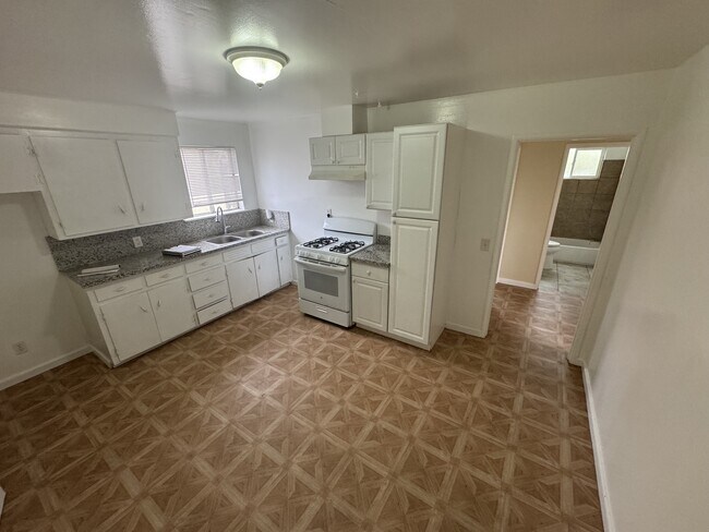 Building Photo - 11300 Pajaro St