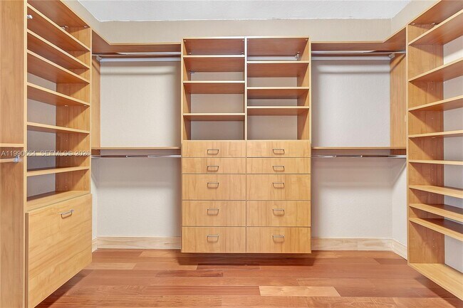 Building Photo - 11304 NW 79th Ln