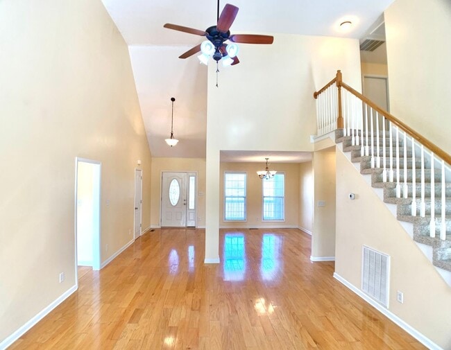 Building Photo - 800 Karmaflux Way