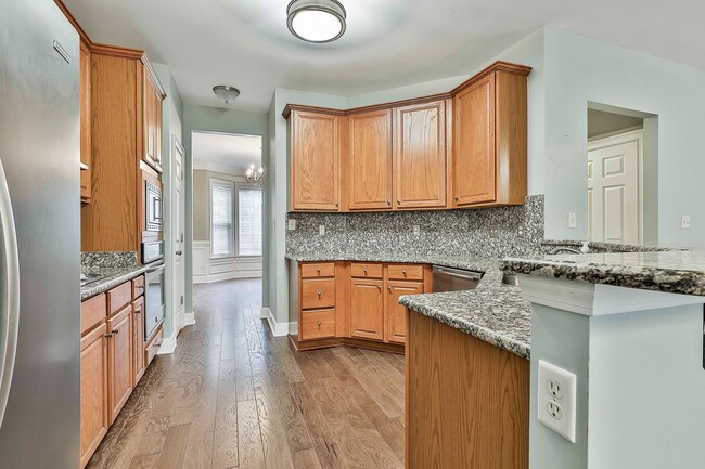 Building Photo - Luxury Millpond Manor Home in Starr’s Mill District!