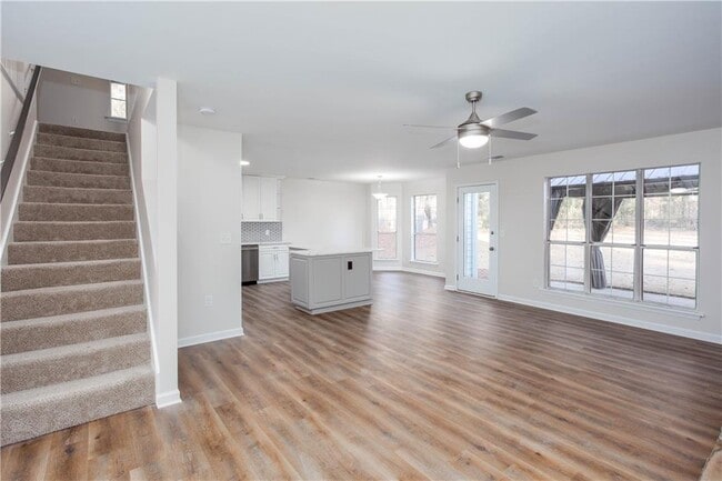 Building Photo - 4100 Chanticleer Dr NW