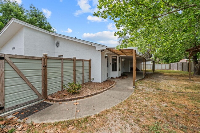 Building Photo - 2194 Briawood Cir