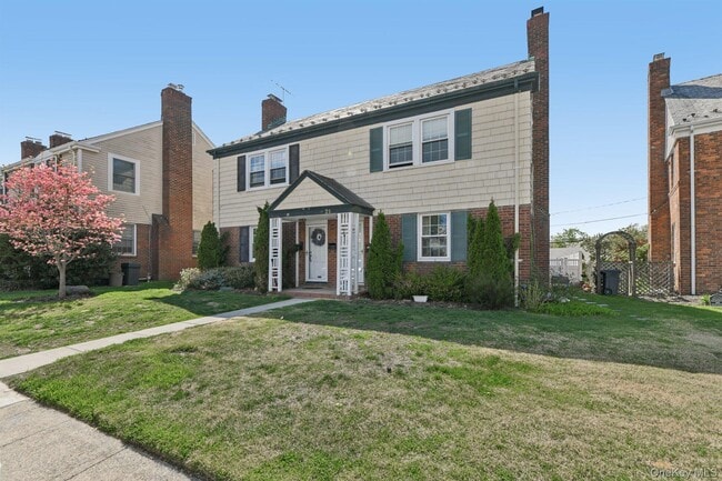 Building Photo - 21 Bayview Ct