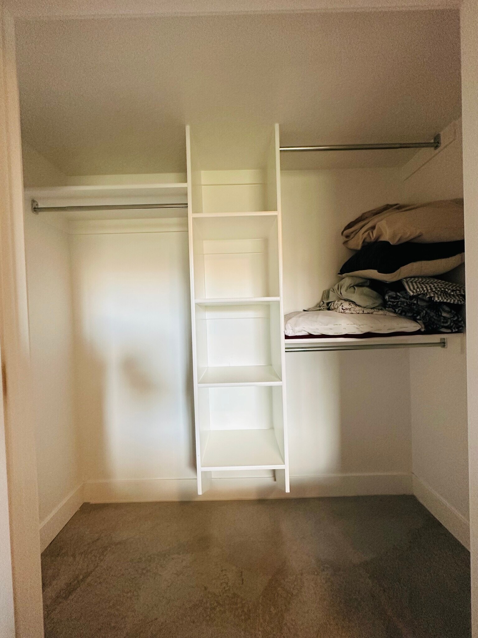 Building Photo - 583 N 400 E