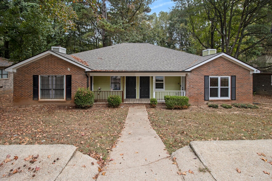 Primary Photo - 1117 Summer Brook Rd