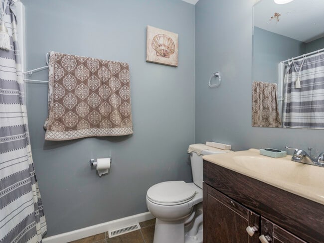 Building Photo - 2652 W Atlantic Ave