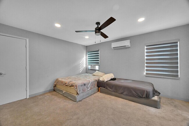 Building Photo - 6385 86th Ln