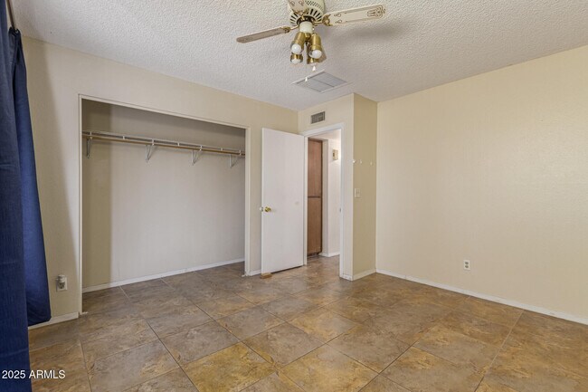 Building Photo - 5322 W Orchid Ln