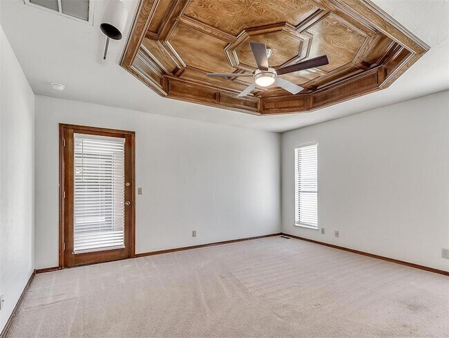 Building Photo - 12414 S Villa Ave