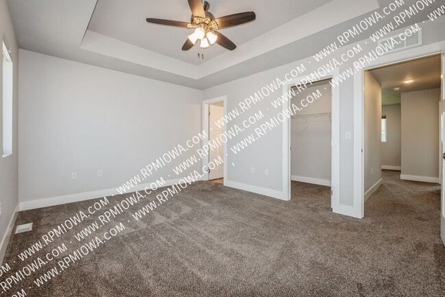 Building Photo - 706 Umbra Pl