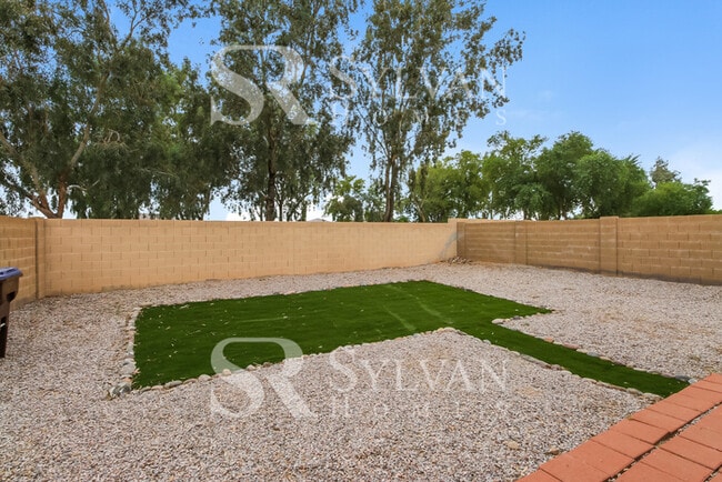 Building Photo - Living where You Love is Good for your Heart!