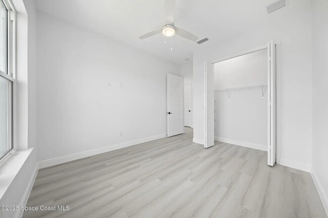 Building Photo - 1340 Windchime Ln