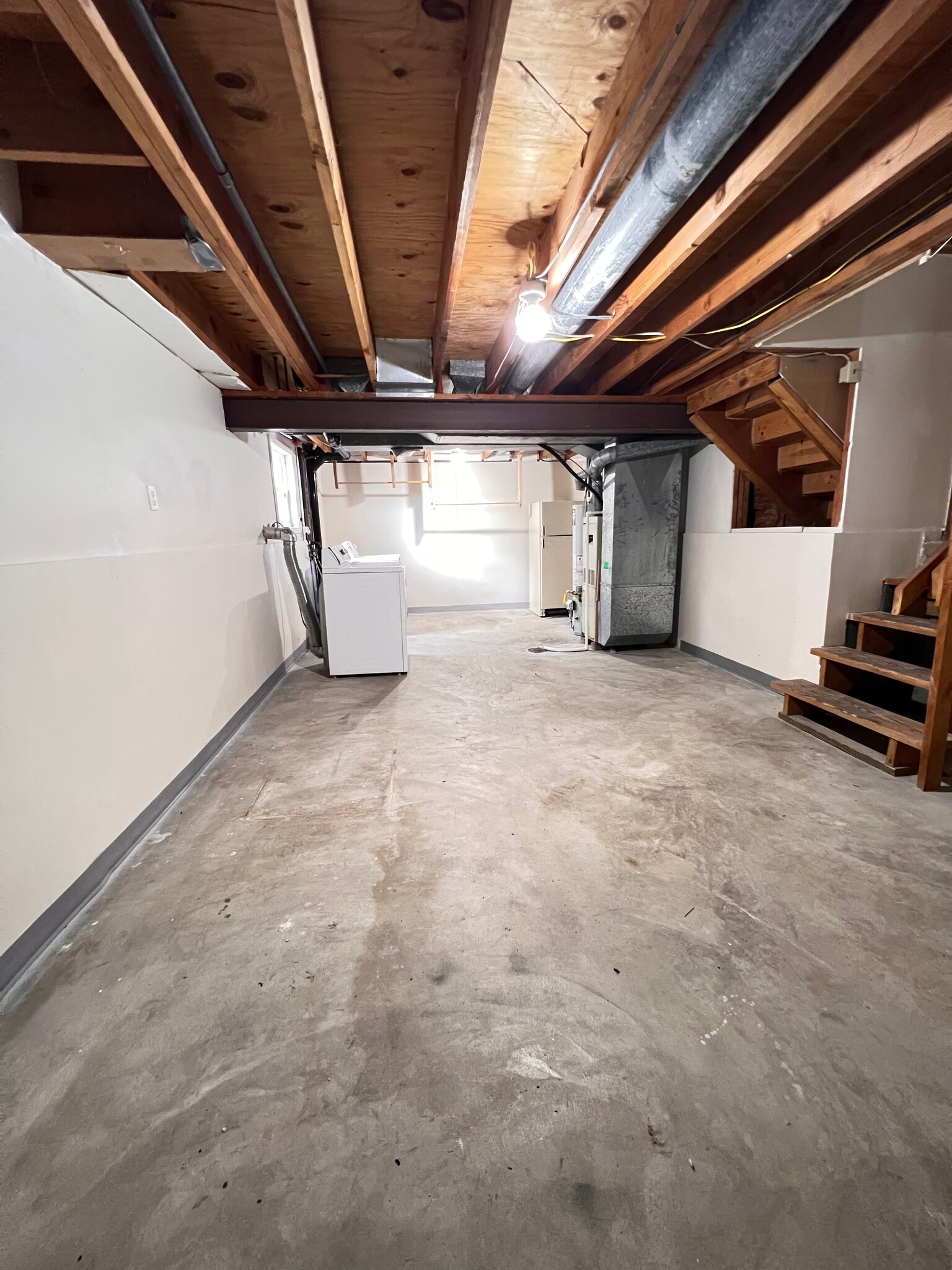 Building Photo - 1220 SE 8th St