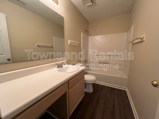 Building Photo - 2587 Gotts Ln