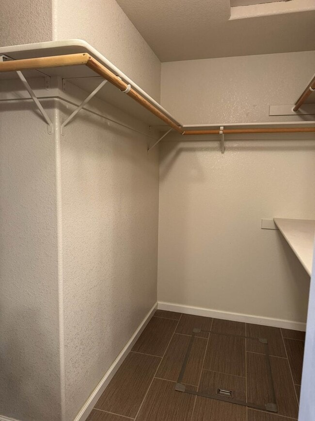 Building Photo - Beautiful Golf Course Home for Rent – Dayton, NV