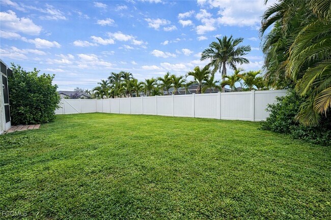 Building Photo - 245 SW 47th St