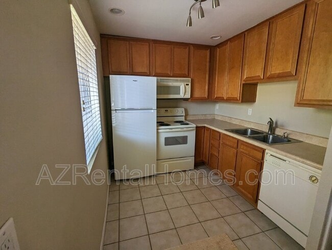 Building Photo - 4354 N 82nd St