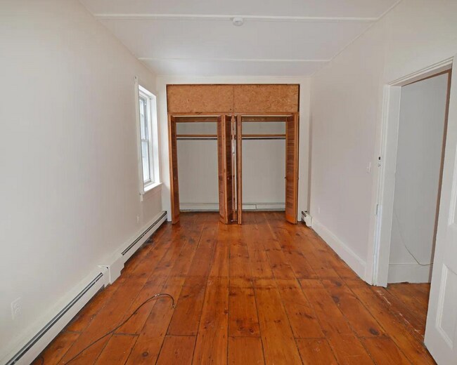 Bedroom - 40 River Rd