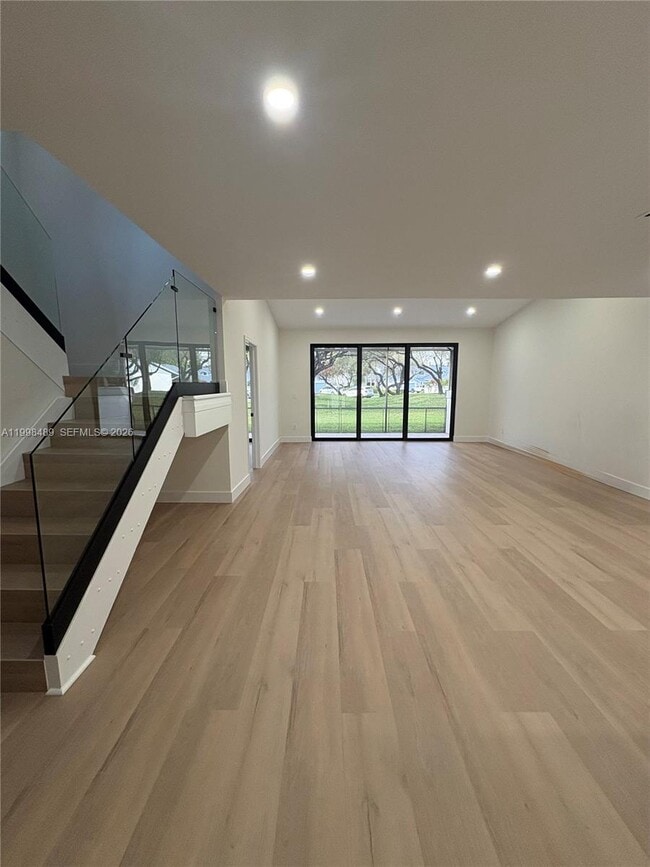 Building Photo - 9881 NW 52nd Terrace