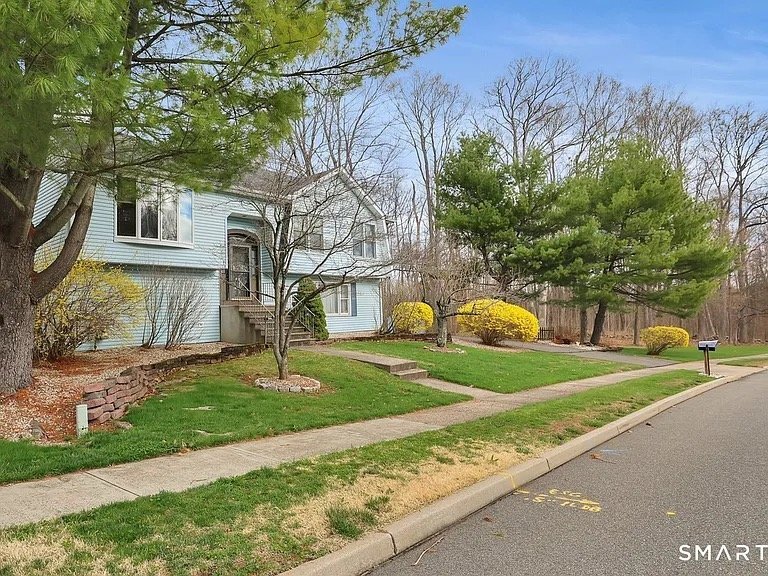 Building Photo - 314 Timber Ridge Rd