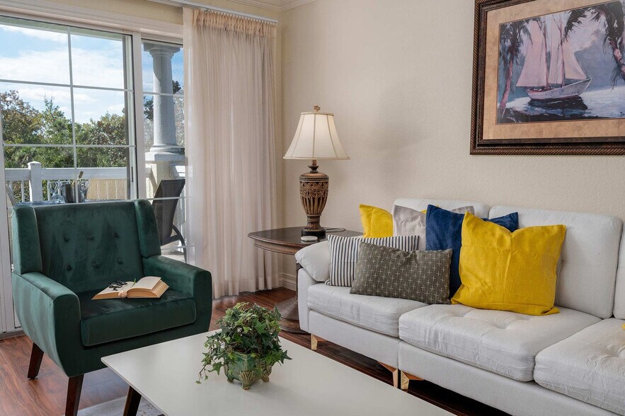 Building Photo - 7660 Whisper Way