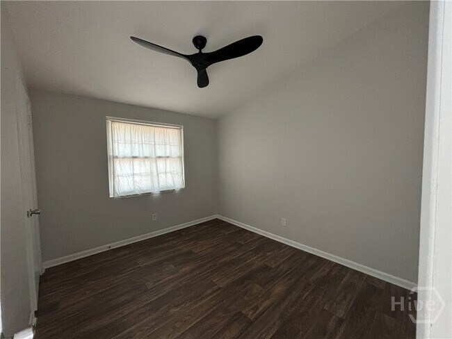 Building Photo - 12434 Largo Dr