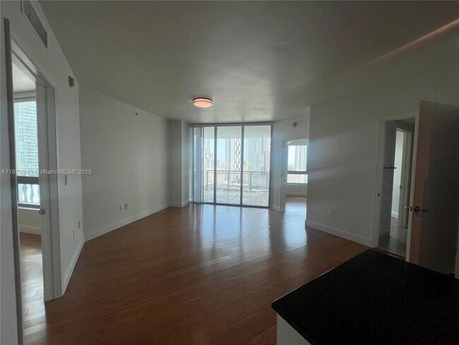Building Photo - 350 S Miami Ave