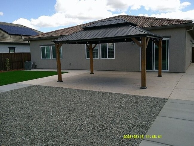 Building Photo - 670 Wisteria Ln