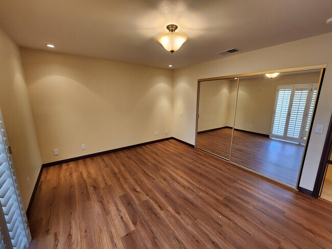 Building Photo - 79860 Fiesta Dr