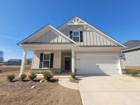 Building Photo - Spacious 4 Bedroom/ 3 Bathroom Home in Lovely Terrell - 2 Car Garage - Washer/Dryer and Lawn Main...